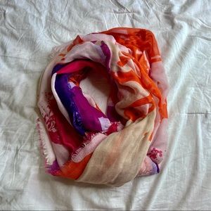 Infinity scarf with frayed ends